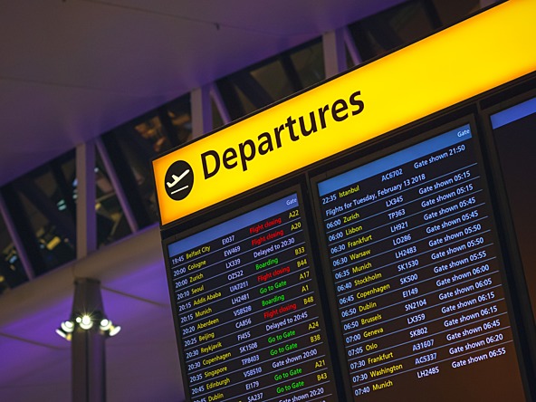 Airport departures travel_crop